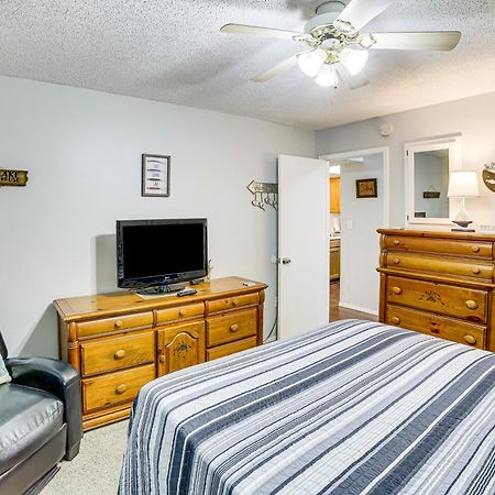 Reed Springs Condo With Furnished Deck And Pool Access Reeds Spring Eksteriør bilde