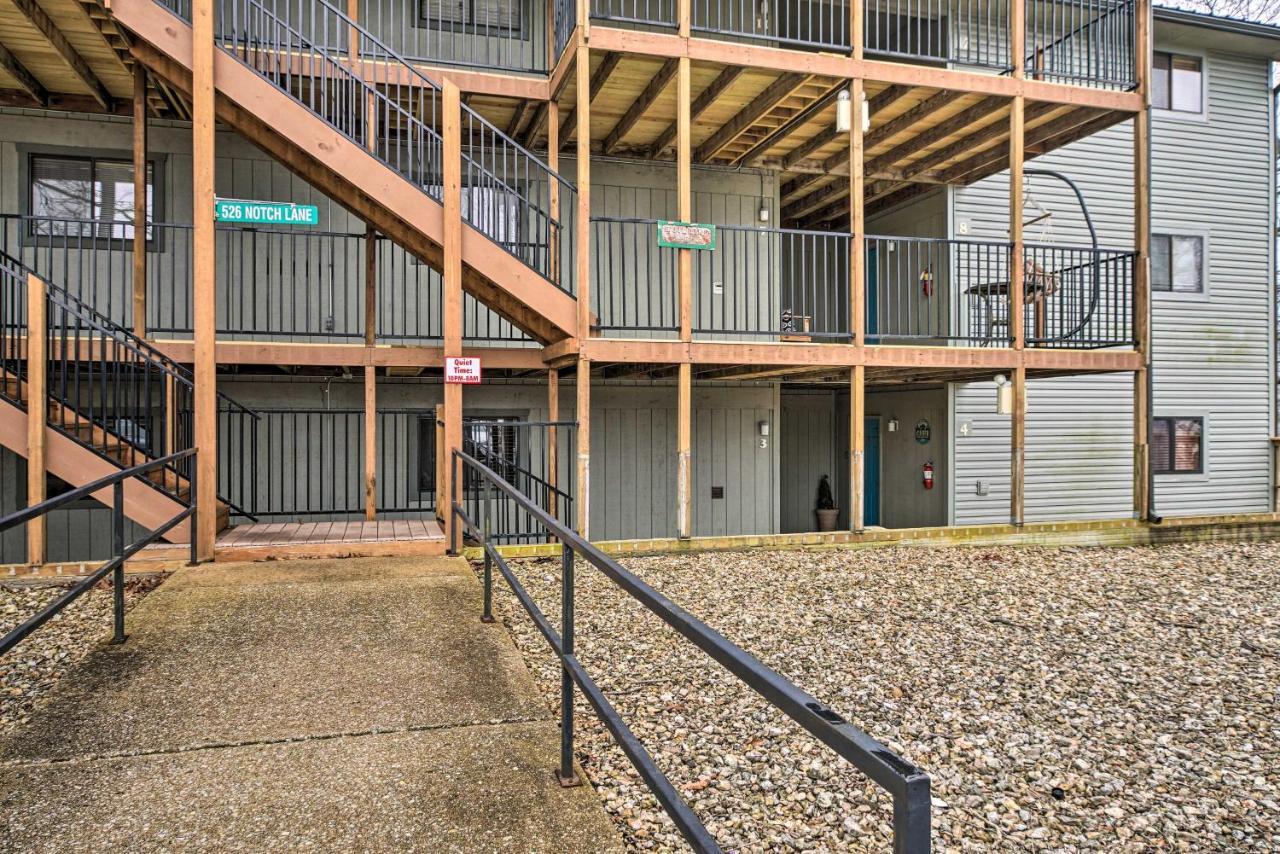 Reed Springs Condo With Furnished Deck And Pool Access Reeds Spring Eksteriør bilde